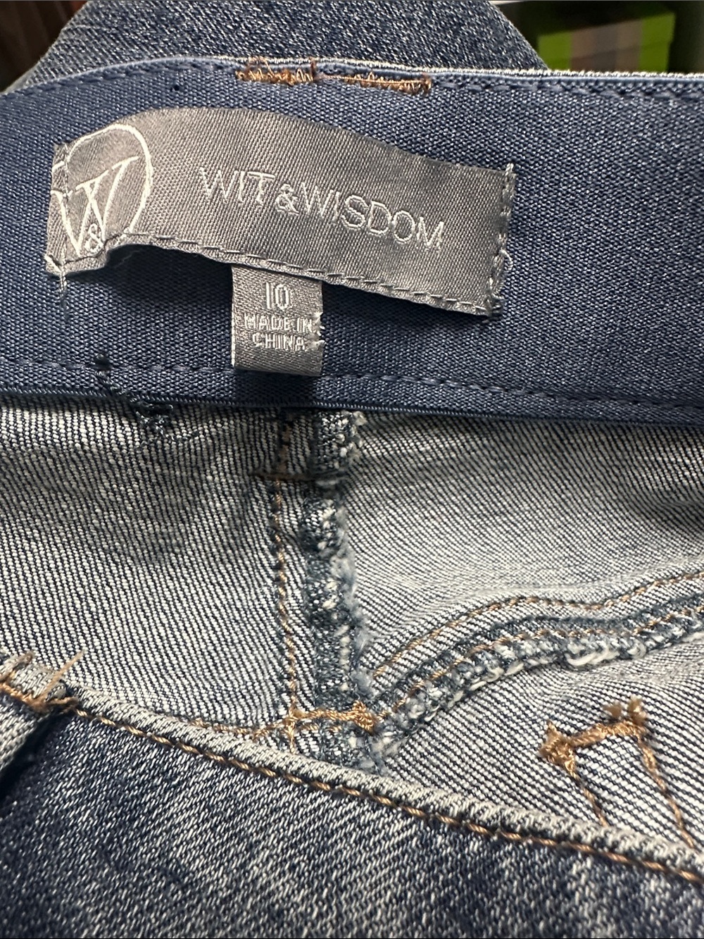Wit & Wisdom Mid Blue Stretch wide leg